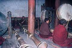 “Duncheng” horns and drums being played during chanting of sacred texts.