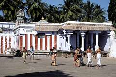 Inner courtyard at the Sri Rangathaswamy Temple in Srirangam. The temple dates back at least to the 10th century; It was first built by the Chola ruler, Dharmavarma; after a flood  the early Cholas King Killivalavan rebuilt the complex present today.
