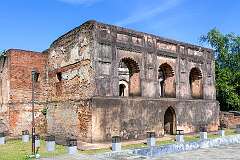 The old Rajbari Palace, behind the Shri Bhubaneshwari Mandir, in Rajnagar, a historically significant area in Udaipur.