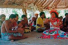 Traditional Gilbertese “sit-down” dance.