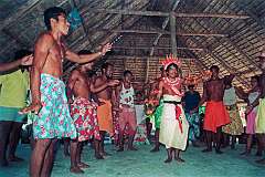 Gilbertese dancing in the Maneaba “Te Aake” in Ukiangang, Butaritari atoll.