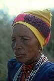 The Damara people, plural Damaran, make up 8.5% of Namibia's population. They speak Khoekhoegowab, the Khoekhoe language (like the Nama people).