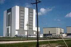 Cape Canaveral, Florida, USA - The Vehicle Assembly Building, or VAB, designed to assemble large space vehicles, such as the massive Saturn V and the Space Shuttle. The largest single-story building in the world, it is over 160 metres high.